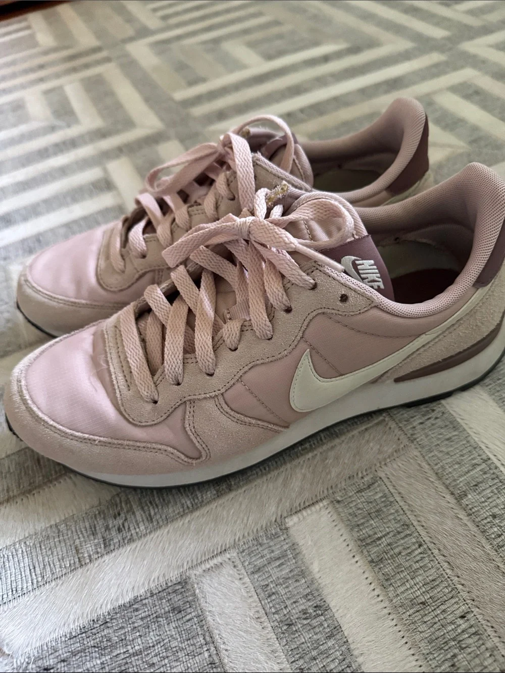 Nike Women's Light Pink Low-Top Sneakers